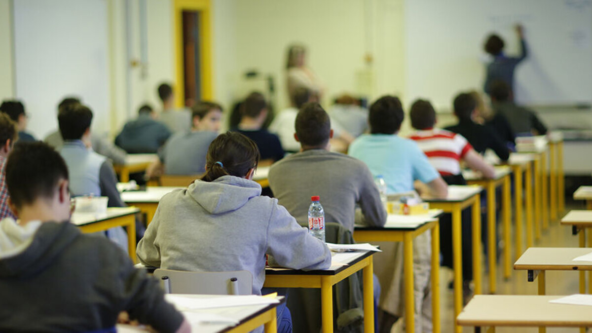 découvrez notre guide complet sur l'assurance enseignants, conçu pour protéger les professionnels de l'éducation. informez-vous sur les meilleures options d'assurance, les garanties essentielles et les conseils pour choisir la couverture adaptée à vos besoins.
