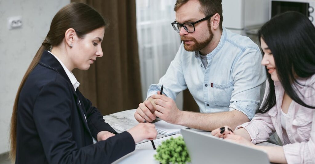 découvrez des solutions d'assurance professionnelles adaptées aux besoins de votre entreprise. protégez vos actifs, sécurisez vos employés et bénéficiez d'un accompagnement sur-mesure pour faire face à toutes les situations.