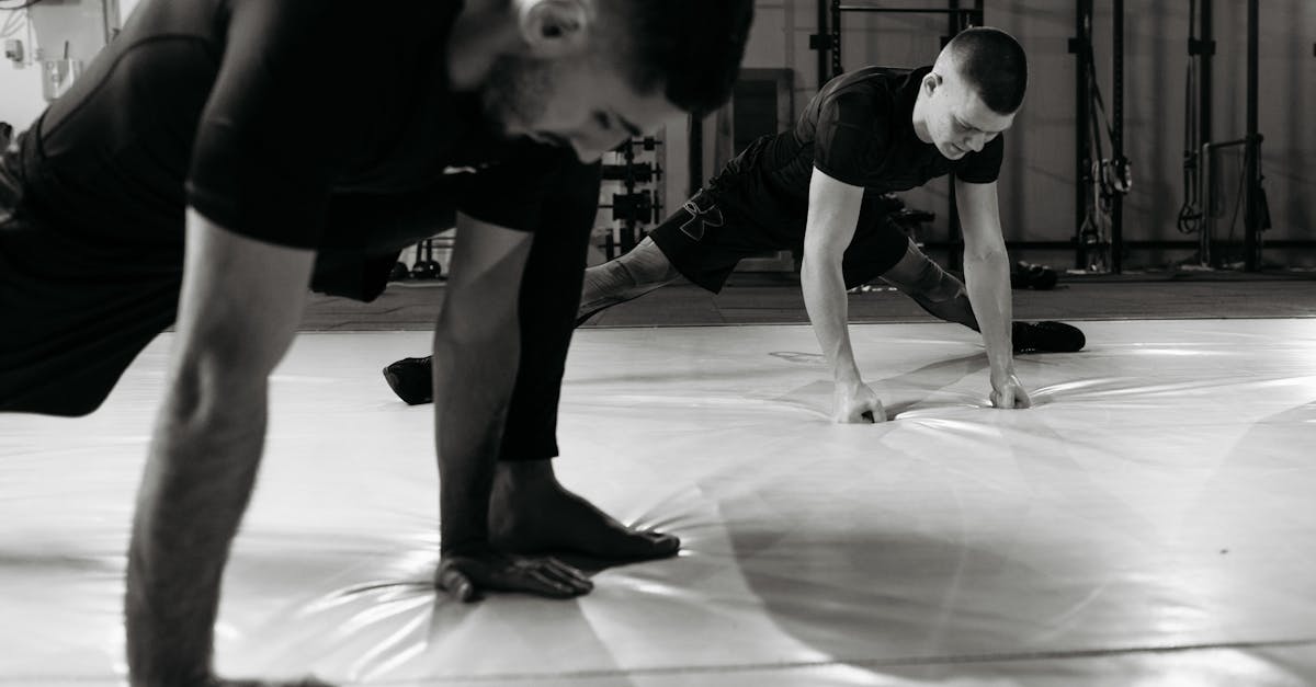 découvrez l'univers captivant du mma, un sport de combat alliant différentes disciplines. informez-vous sur les techniques, les athlètes, les compétitions et les enjeux du mixed martial arts. plongez au cœur de l'adrénaline et de la stratégie de ce sport en pleine croissance.