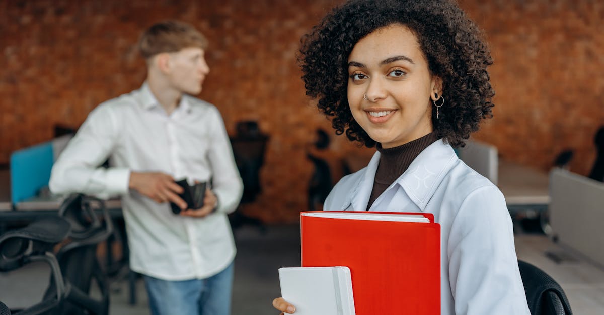 découvrez comment les femmes assurent leur avenir et transforment le secteur de l'assurance. explorez les innovations et les défis auxquels elles font face en tant que leaders dans un domaine en pleine évolution.