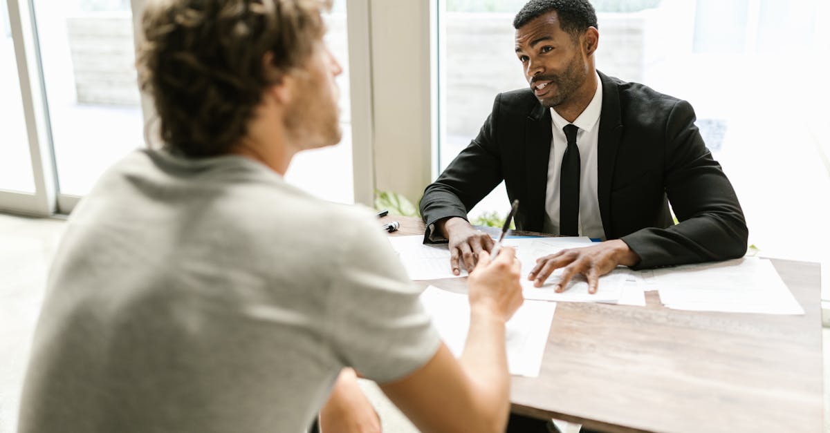 découvrez l'assurance responsabilité professionnelle, une protection essentielle pour les entreprises et les professionnels. protégez-vous contre les réclamations liées à des erreurs, négligences ou omissions dans l'exercice de votre activité. assurez votre avenir professionnel avec une couverture adaptée à vos besoins.